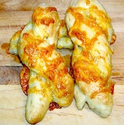 Cheddar Bagel Twists